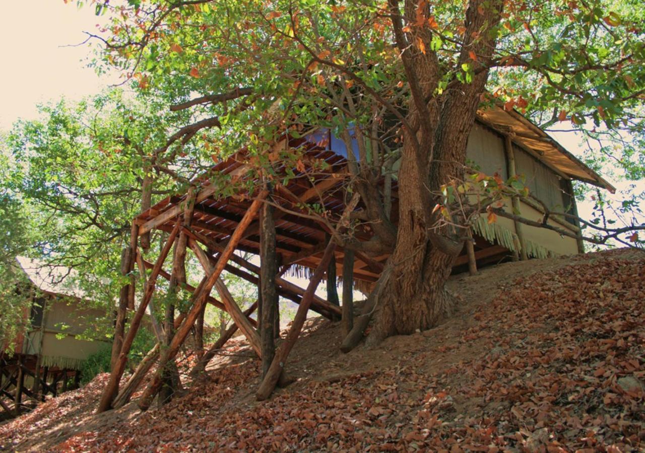 Khowarib Lodge Exterior photo